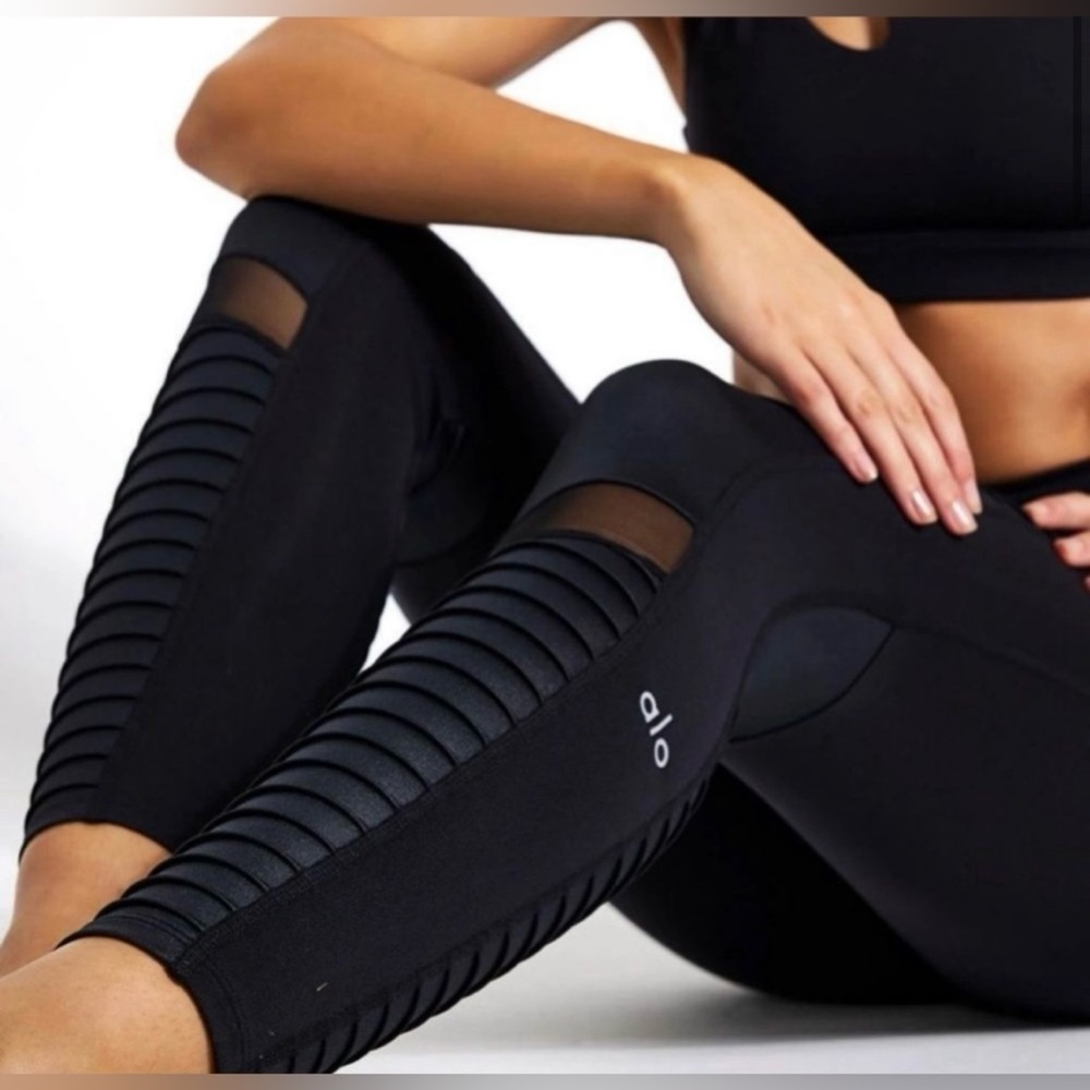 Alo Yoga Leggings